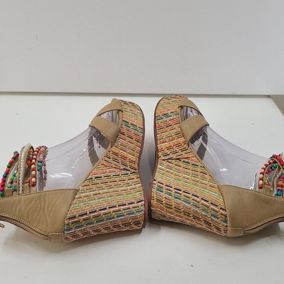 Get More Beauty Women's Platform Wedge Sandals Tan Size 7.5 Open Toe Beads Zip - Picture 9 of 12